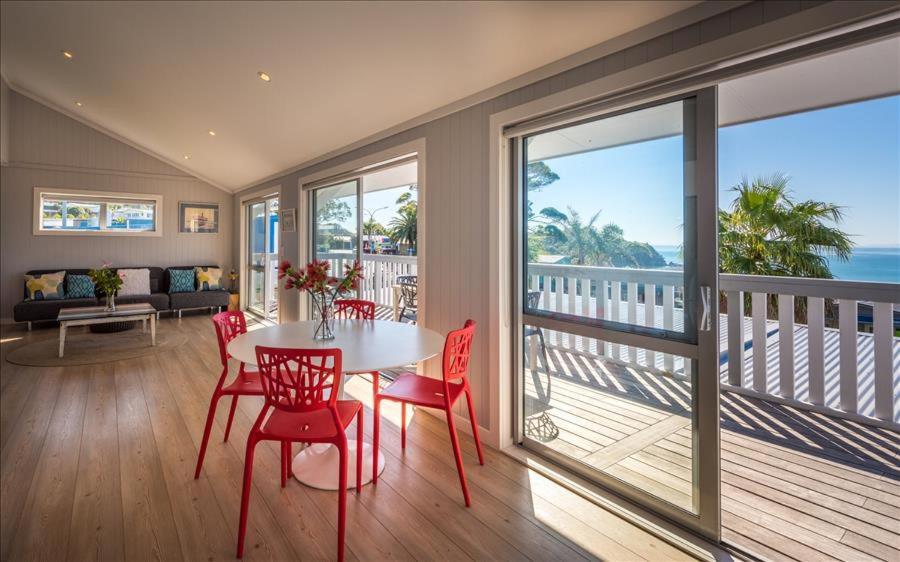 Вилла The Waiheke Pad - In The Heart Of Oneroa! Экстерьер фото